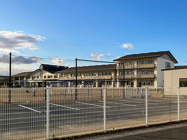 向中野小学校(約1,400m)