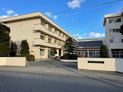 増田中学校 2700m(徒歩34分)