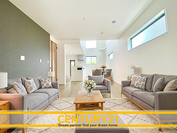 ※家具・CG加工はイメージです。販売価格等には含まれません。
■■憩いのリビング■■
リビングとダイニングの空間機能を活かし、巧みに使い分ける発想が、ライフスタイルに新しいゆとりをもたらします。