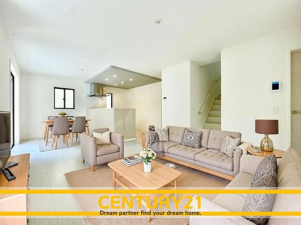 ※家具・CG加工はイメージです。販売価格等には含まれません。
■■憩いのリビング■■
リビングとダイニングの空間機能を活かし、巧みに使い分ける発想が、ライフスタイルに新しいゆとりを
