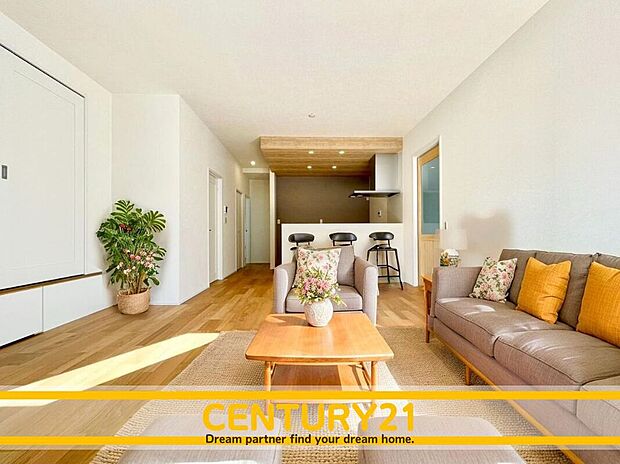 ※家具・CG加工はイメージです。販売価格等には含まれません。
■■憩いのリビング■■
リビングとダイニングの空間機能を活かし、巧みに使い分ける発想が、ライフスタイルに新しいゆとりをもたらします。