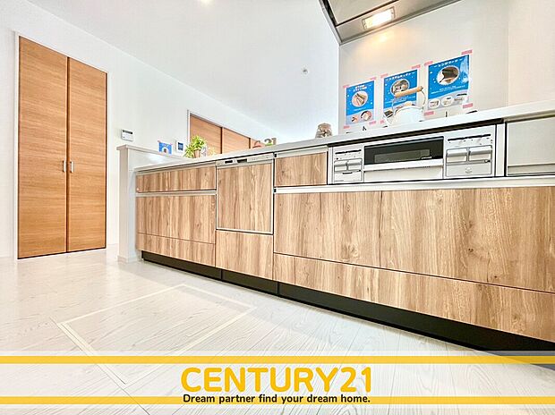 ◆同一建築会社の他現場写真◆
現地＆同一施工会社の完成物件もご案内可能です。