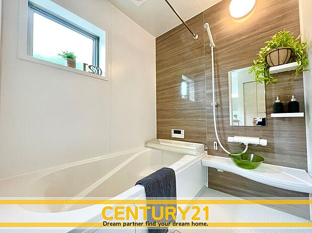 ◆同一建築会社の他現場写真◆
現地&同一施工会社の完成物件もご案内可能です。