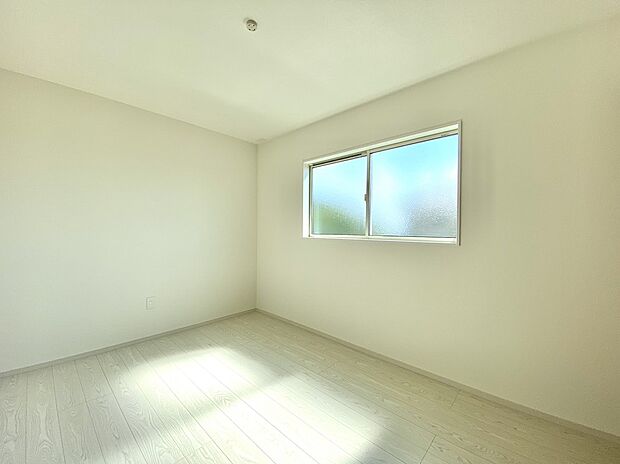 ◆同一建築会社の他現場写真◆
現地&同一施工会社の完成物件もご案内可能です。