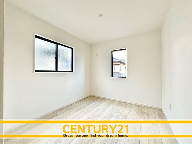 ◆同一建築会社の他現場写真◆
現地&同一施工会社の完成物件もご案内可能です。