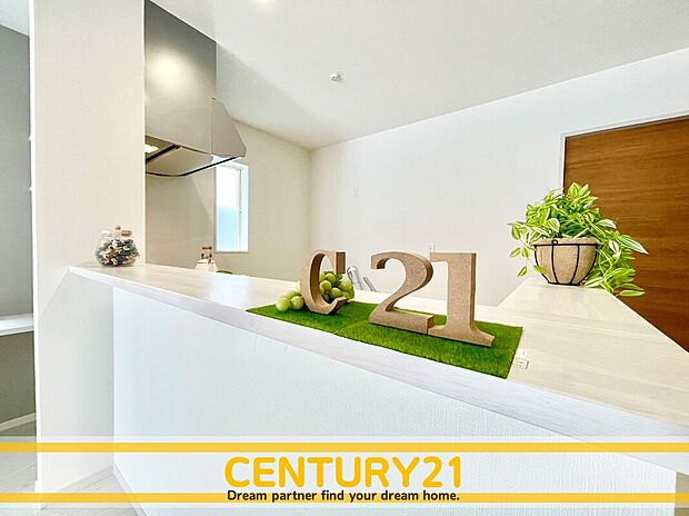 ◆同一建築会社の他現場写真◆
現地&同一施工会社の完成物件もご案内可能です。