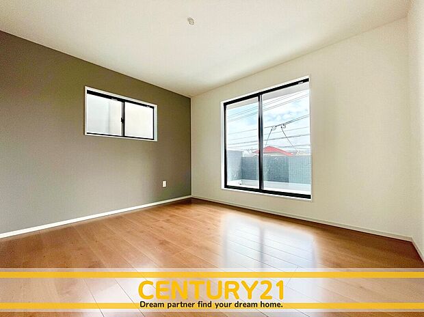 ◆同一建築会社の他現場写真◆
~現地&同一施工会社の完成物件もご案内可能です~