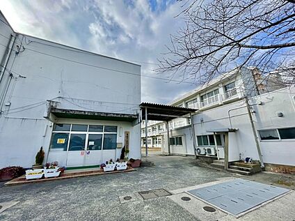 鳥栖市立田代小学校 1487ｍ