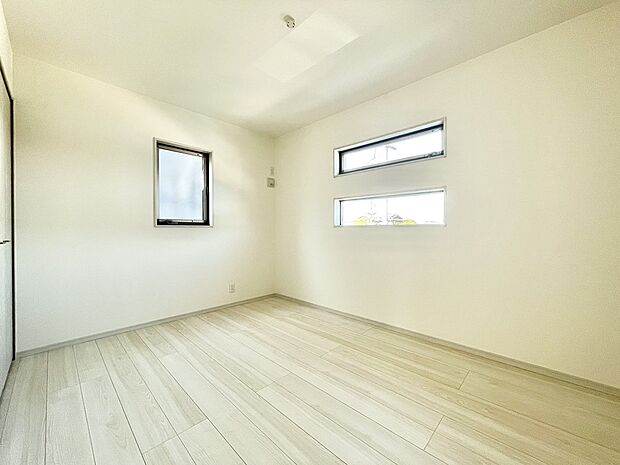 【~「これから見れますか」とお気軽にお問合せ下さい~】■洋室■