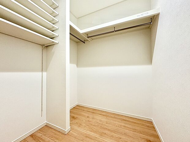 【~「これから見れますか」とお気軽にお問合せ下さい~】■ウォークインクローゼット■