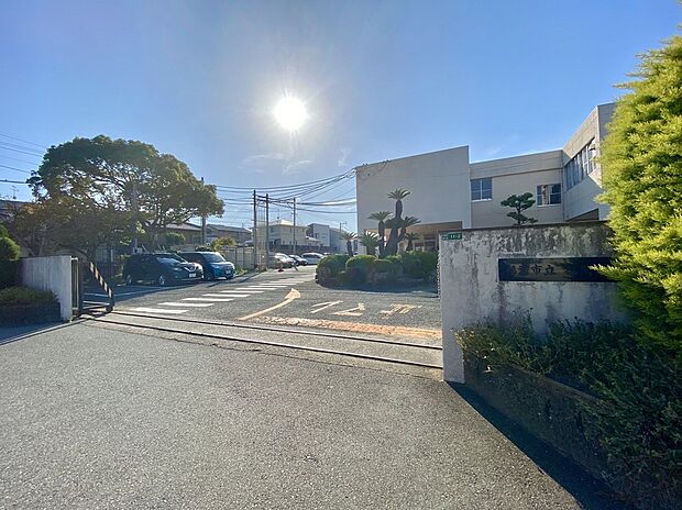 福津市立福間南小学校 （約1,100m）