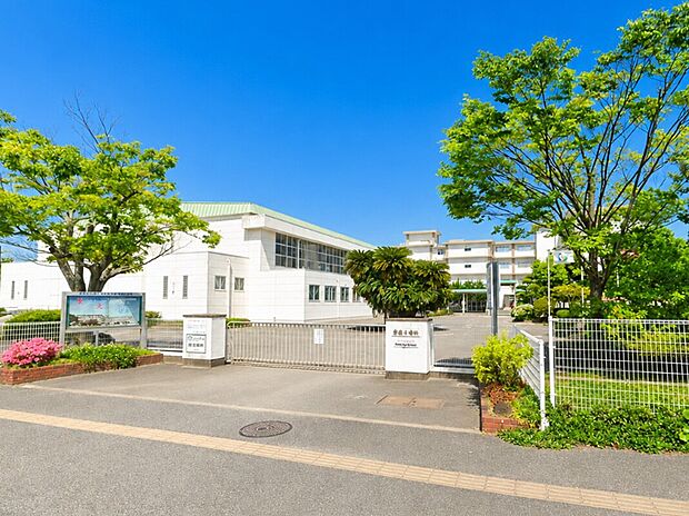 糸島市立前原小学校 (約1,500m)