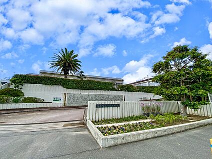 粕屋町立粕屋中学校 2200m
