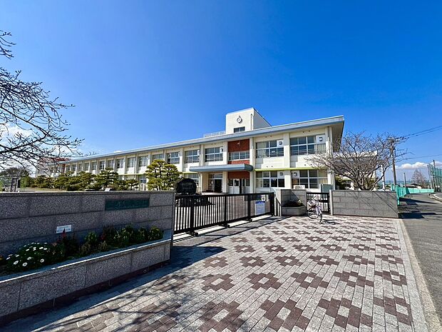 佐賀市立東与賀小学校(約1,617m)