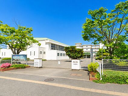 糸島市立前原小学校 530ｍ