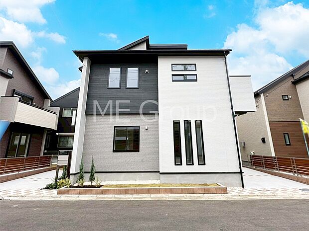 たっぷりの陽光と心地よい風が舞い込む住まい