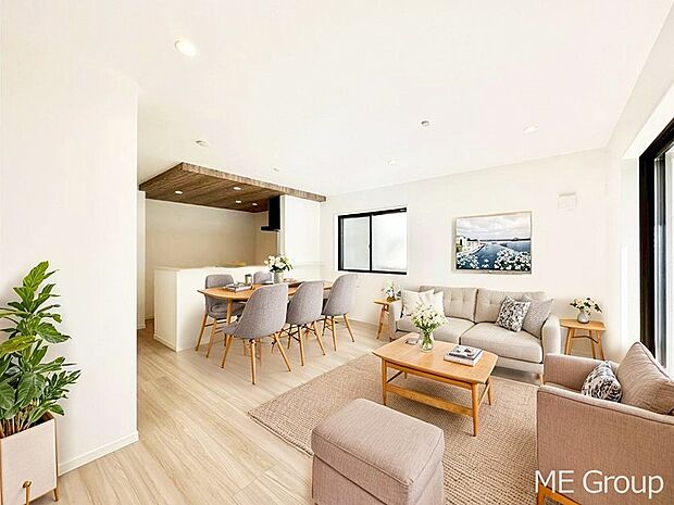 落ち着いた雰囲気のＬＤＫは家族みんなの快適空間※家具はCGです