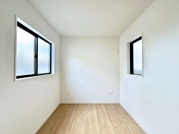 2面採光を確保した明るい空間。家族みんなが快適な暮らしを実現する設計です。