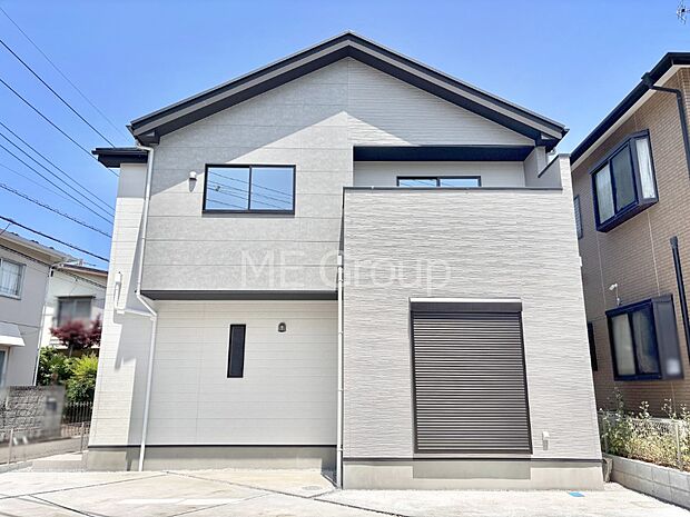 たっぷりの陽光と心地よい風が舞い込む住まい
