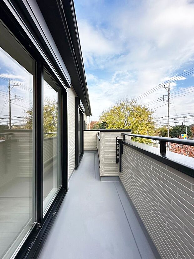 【バルコニー】風通しの良いバルコニー