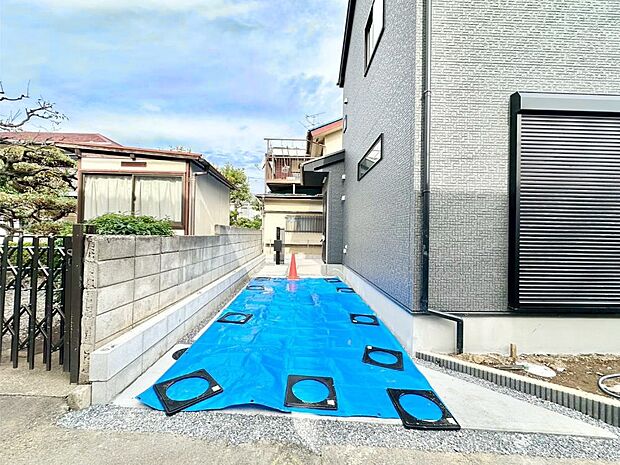 【駐車場】生活に欠かせない駐車スペース。