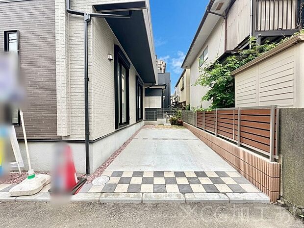 【駐車場】生活に欠かせない駐車スペース。 