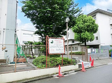 三鷹市立第五中学校 1400m
