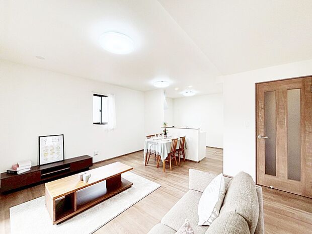 【ダイニング】家族が自然と集まる憩いのスペースになりそう