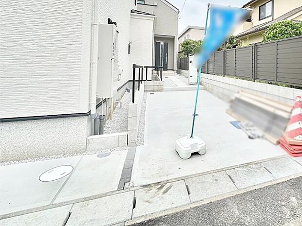 【駐車場】目の前が駐車場だと雨の日も大量にお買い物をした時も便利ですね