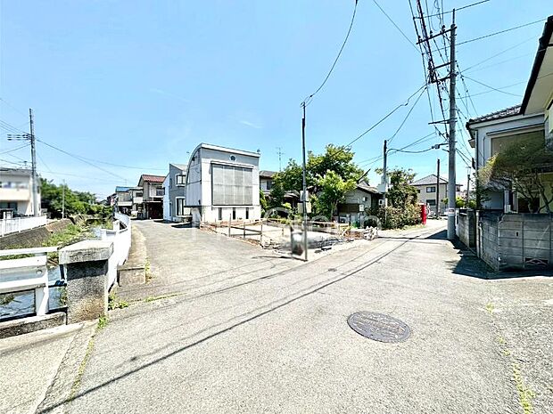 【前面道路含む現地写真】ここから始まる新生活を応援いたします