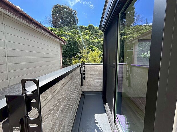 バルコニー（A号棟）