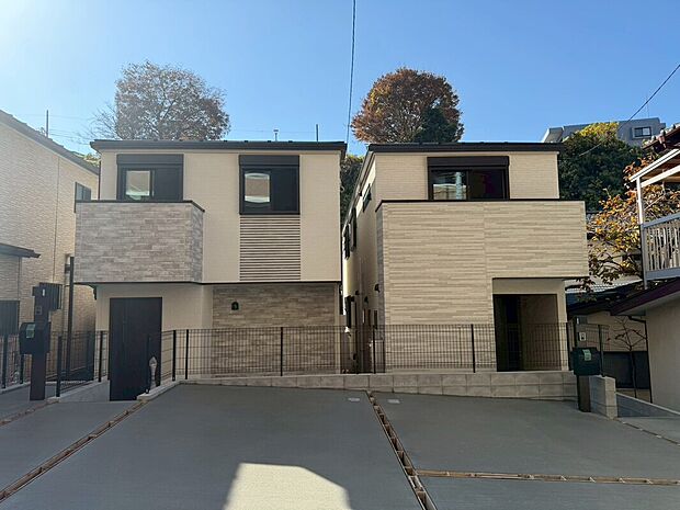 【現地外観】堂々完成！ご内見できます！