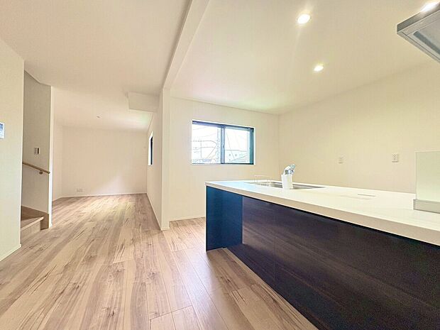 【リビング】B号棟