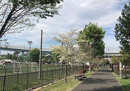 谷本公園 500ｍ