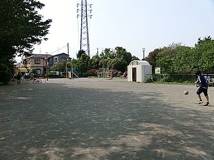 日吉公園 260ｍ