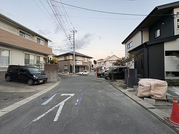 2号地 前面道路