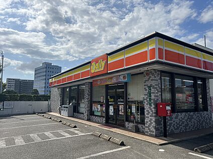 デイリーヤマザキ粕屋駕与丁店 555ｍ(徒歩7分)