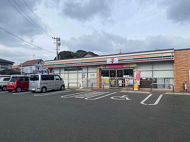 セブンイレブン福岡友丘3丁目店