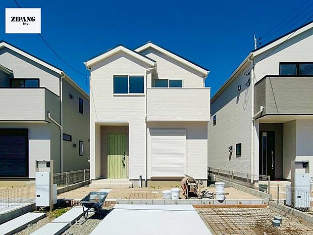 【現地外観写真】現地完成済みですので即日見学可能です♪周辺物件とともにご紹介させていただきますのでお気軽にお問い合わせください!