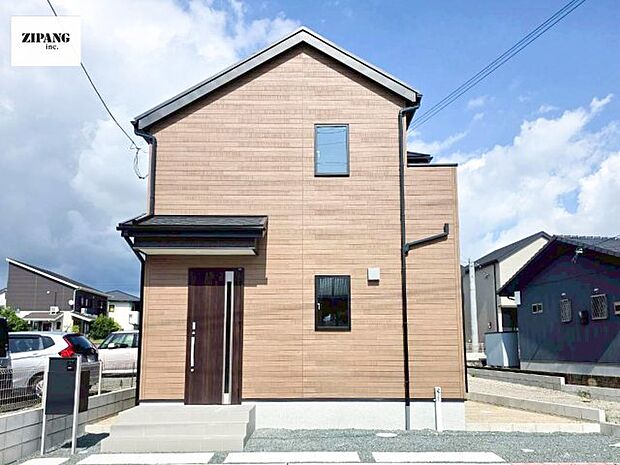 【即日見学可能】現地完成済みですので即日見学可能です♪周辺物件とともにご紹介させていただきますのでお気軽にお問い合わせください♪（2025年7月撮影） 