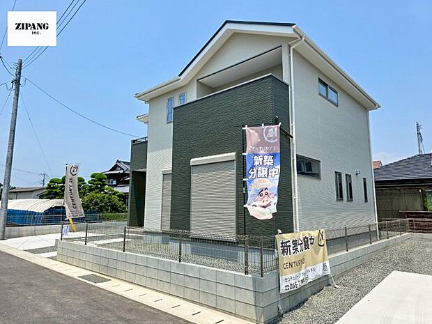 【現地外観写真】現地完成済みですので即日見学可能です♪周辺物件とともにご紹介させていただきますのでお気軽にお問い合わせください！ 