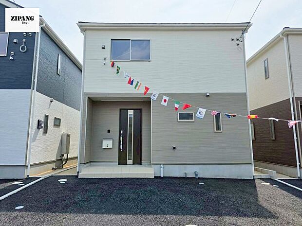 【即日見学可能】現地完成済みですので即日見学可能です♪周辺物件とともにご紹介させていただきますのでお気軽にお問い合わせください♪（2025年8月撮影） 