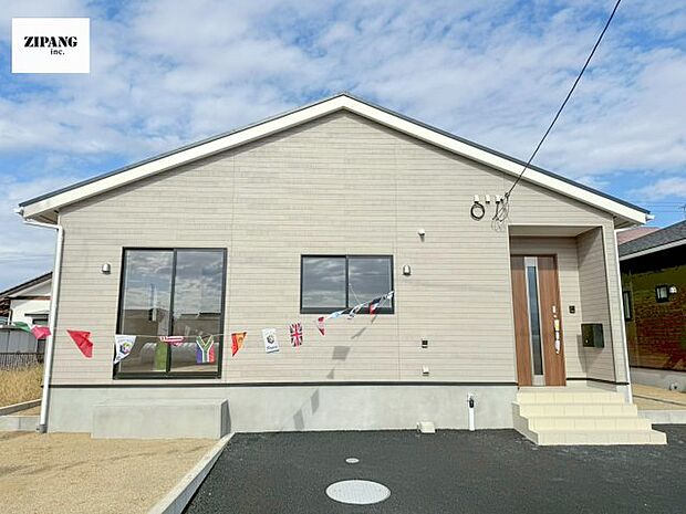 【現地外観写真】現地完成済みですので即日見学可能です♪周辺物件とともにご紹介させていただきますのでお気軽にお問い合わせください！ 