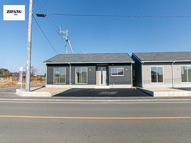 【現地外観写真】現地完成済みですので即日見学可能です♪周辺物件とともにご紹介させていただきますのでお気軽にお問い合わせください！ 