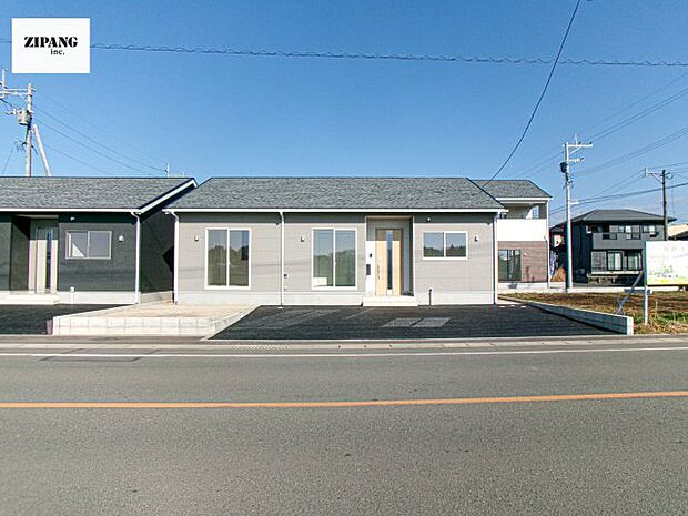 【現地外観写真】現地完成済みですので即日見学可能です♪周辺物件とともにご紹介させていただきますのでお気軽にお問い合わせください！ 