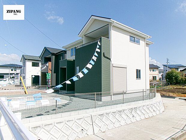 【現地外観写真】現地完成済みですので即日見学可能です♪周辺物件とともにご紹介させていただきますのでお気軽にお問い合わせください♪