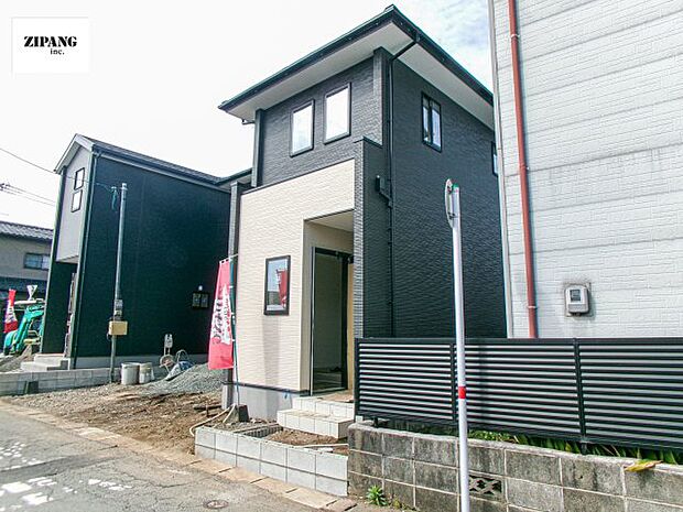 【現地外観写真】ただいま建築中です。周辺物件とともにご紹介させていただきますのでお気軽にお問い合わせください。（2026年4月撮影） 