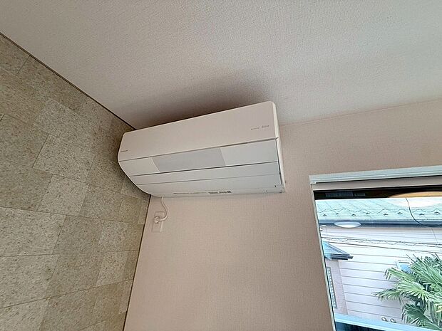 【◆エアコン】最新のエアコンが設置されております。新生活を直ぐにスタート出来ます。