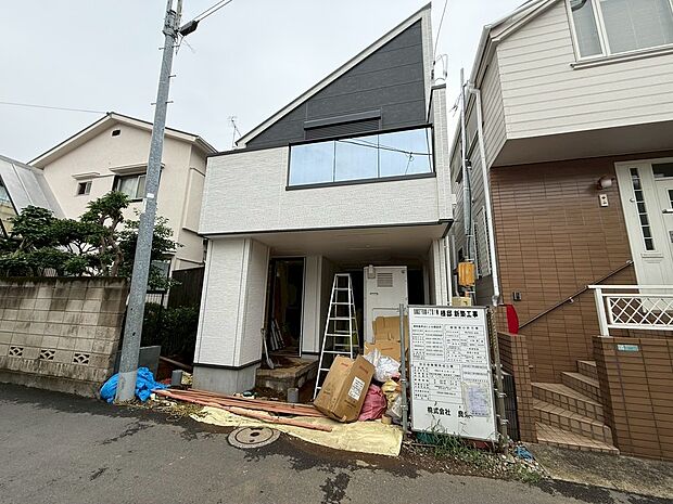 【◆現地】落ち着いた雰囲気の住宅街の中にございます。現地でご覧になられますとその雰囲気をさらに体感できるかと思われます。