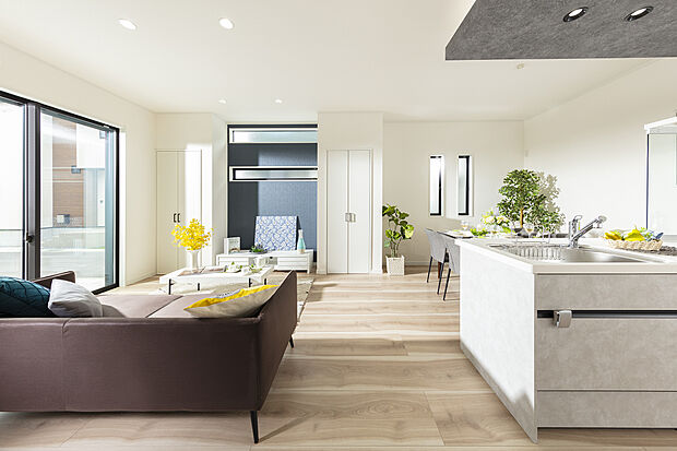 【モデルハウス】どこにいても家族との繋がりを感じられる18帖のLDK！